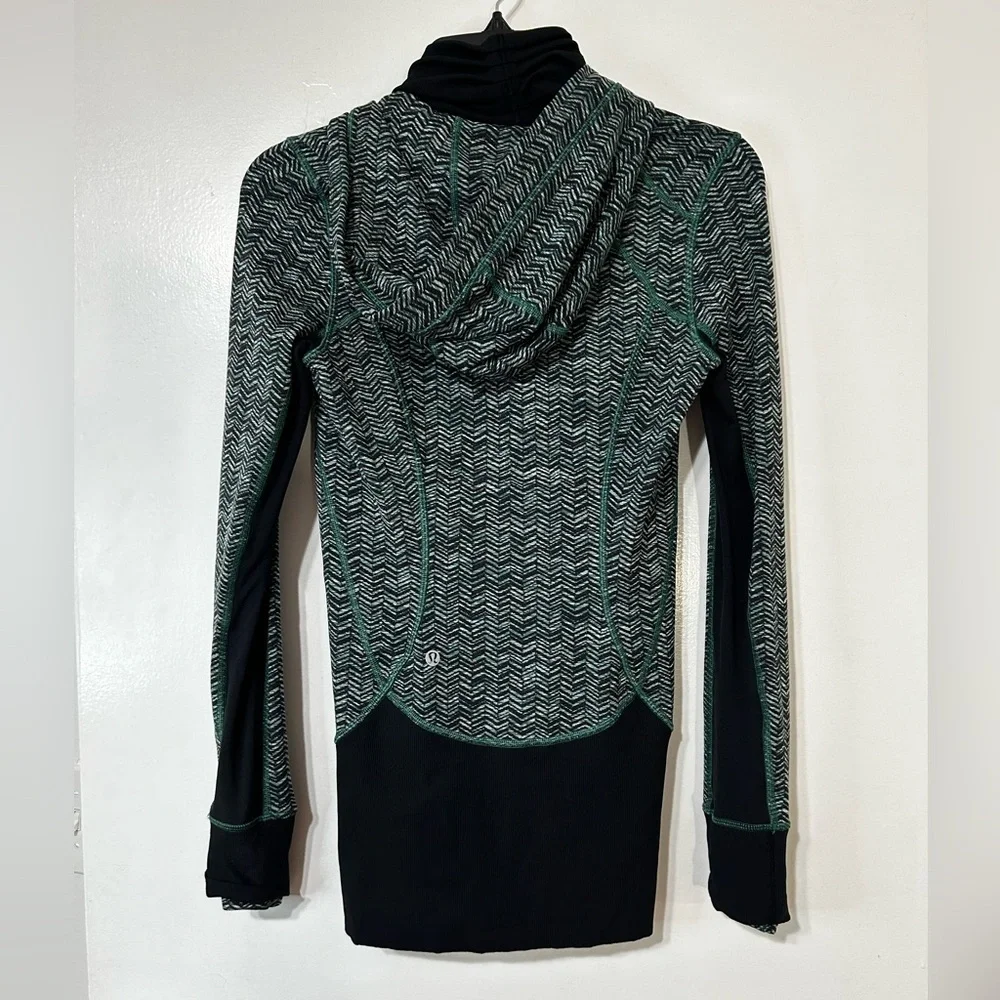 Lululemon Daily Practice Jacket Athleisure Training Sea Mist Deep Green Size 4 - Picture 12 of 16